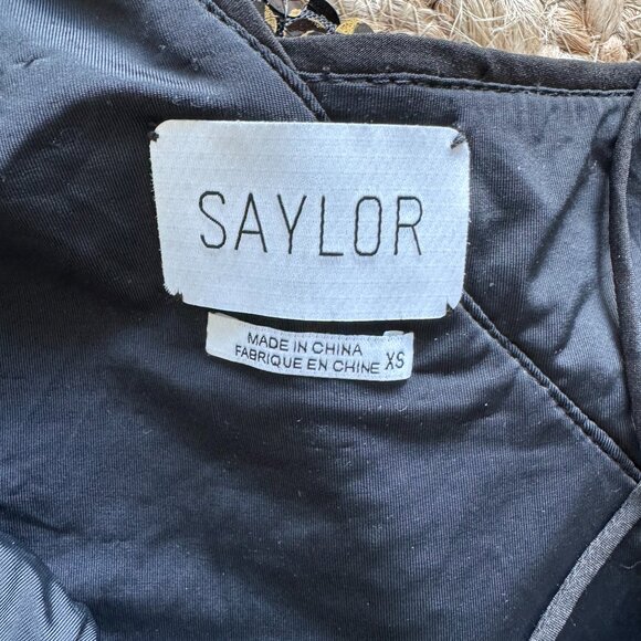 Saylor - Gracie Sequin Ruffle Dress - New with tags NWT - XS 🖤 - Picture 8 of 10